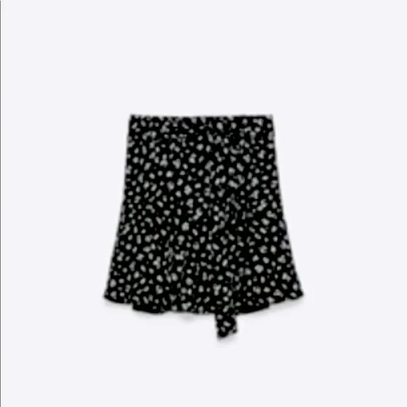 Zara skort - Picture 1 of 1